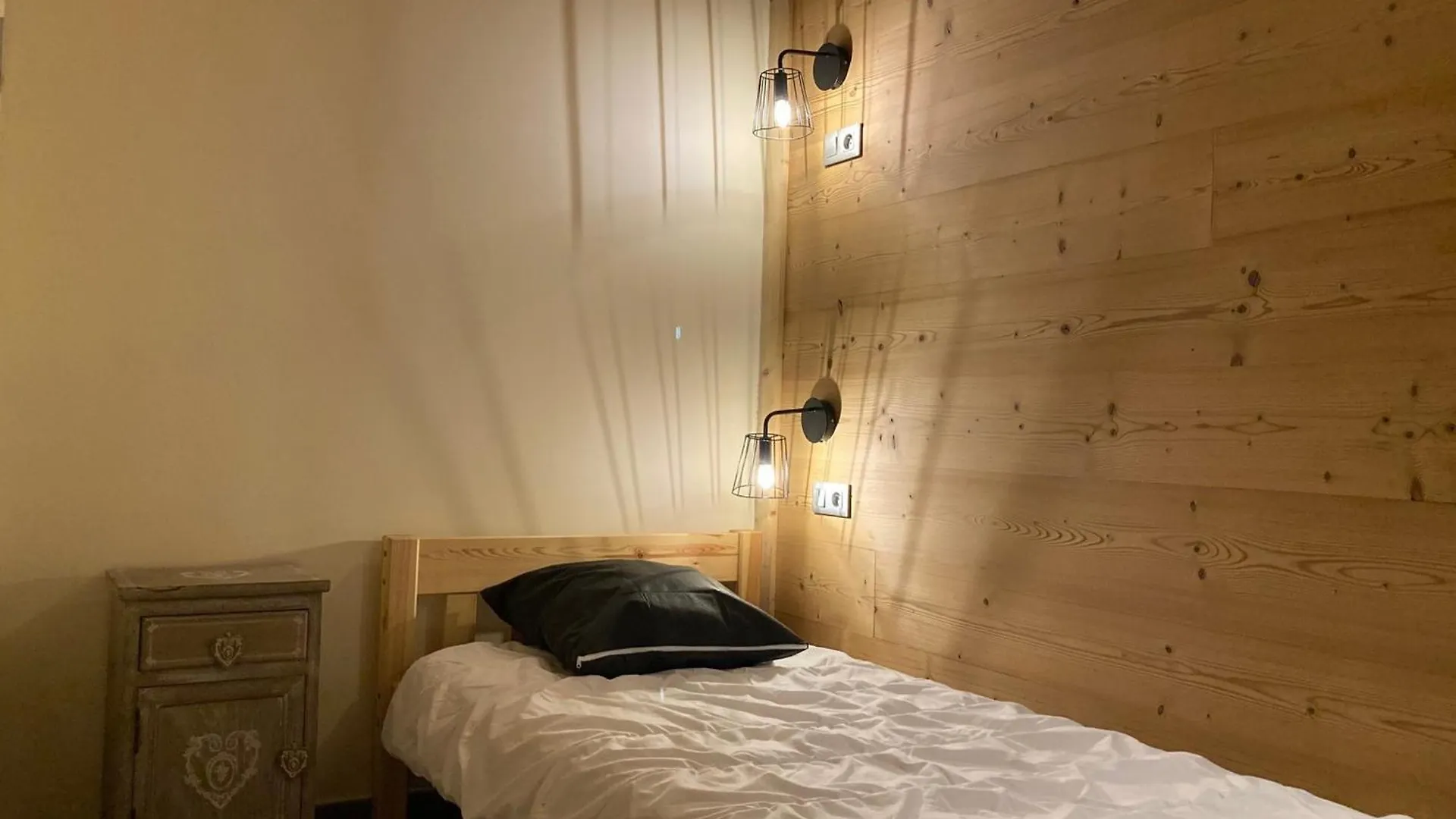 Grand Appart Lumineux 7 Pieces, 250M Pistes, 10 Pers, Animaux Admis - Fr-1-811-13 Les Deux Alpes 0*,  France